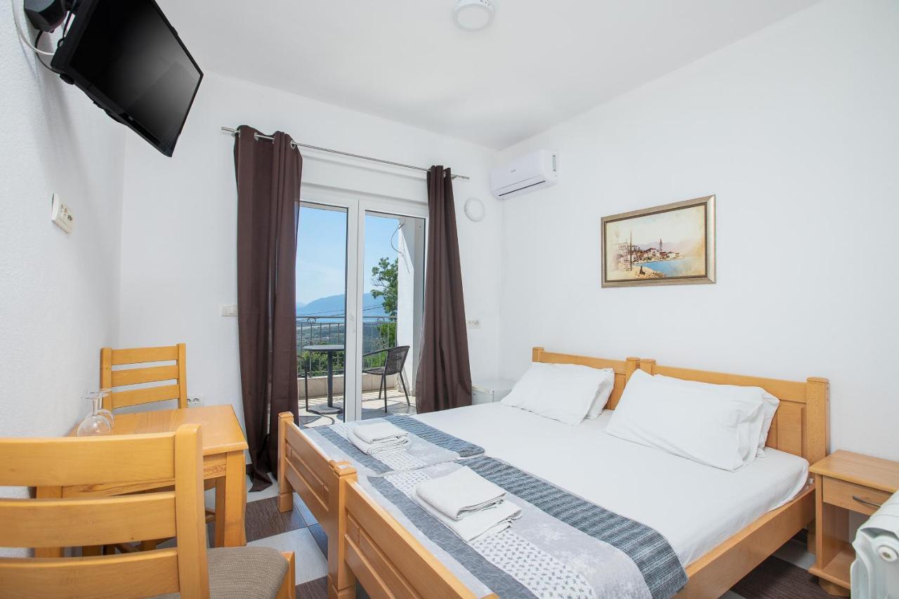 Guest House Vila Vedesa Kotor Dış mekan fotoğraf