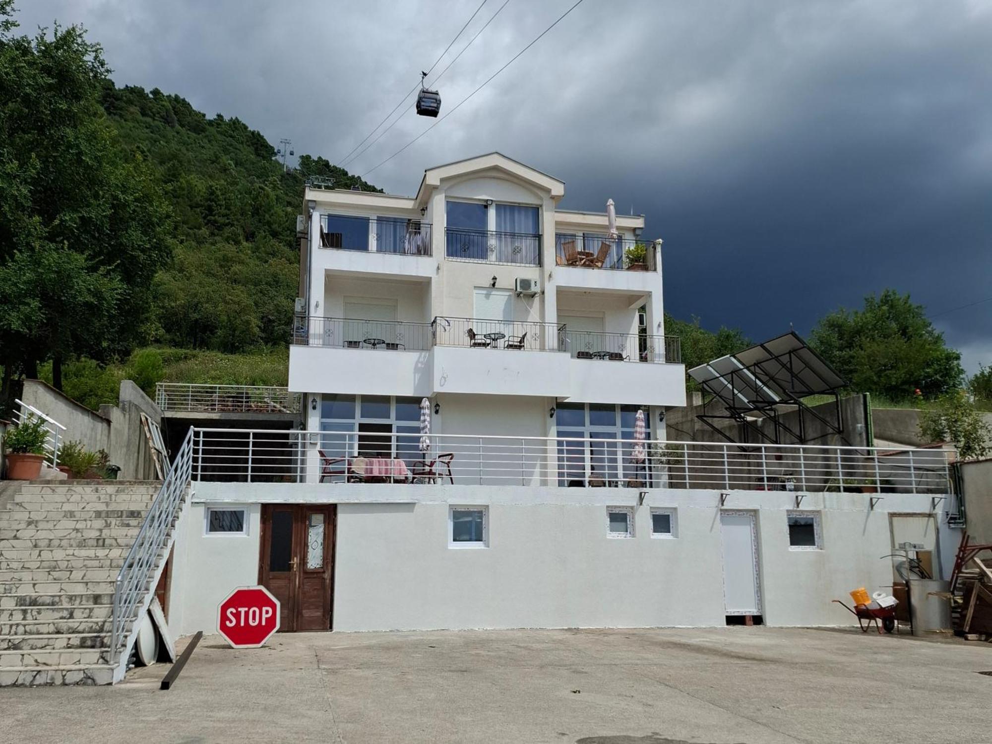 Guest House Vila Vedesa Kotor Dış mekan fotoğraf